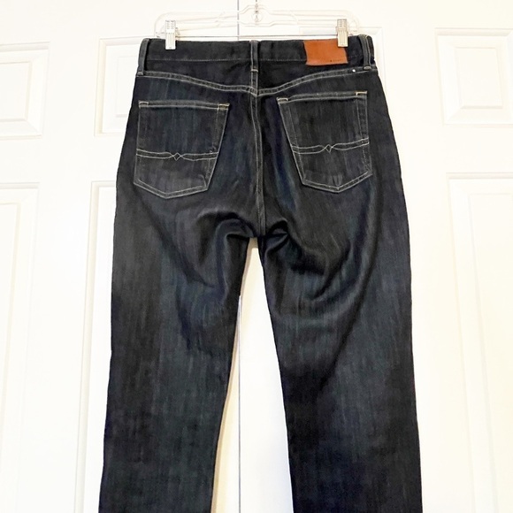 Lucky Brand 221 Original Straight Leg Dark Wash Jeans. Size Women's 30" X 30" - Picture 2 of 14